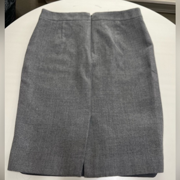 J Crew Pencil skirt - Picture 2 of 4
